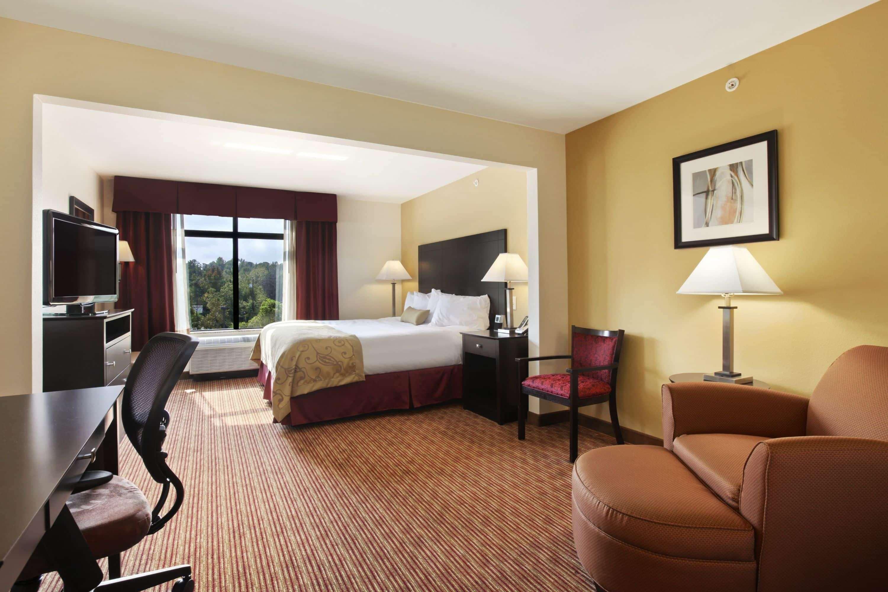 Wingate By Wyndham State Arena Raleigh/Cary Hotel Екстериор снимка